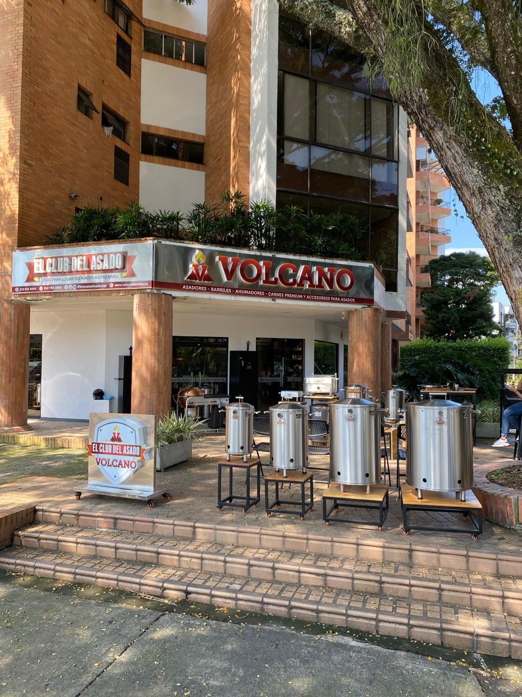 Tienda El Club del Asado Ciudad Jardín, Cali